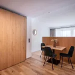 Gaestehaus Schneeberger 3* Mayrhofen