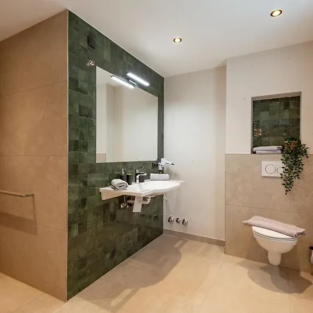 Gaestehaus Schneeberger Ξενοδοχείο με διαμερίσματα Mayrhofen