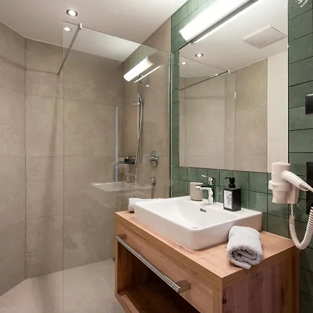 Lägenhetshotell Gaestehaus Schneeberger 3*