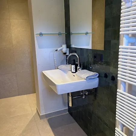 Ξενοδοχείο με διαμερίσματα Gaestehaus Schneeberger Mayrhofen