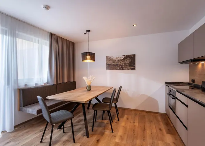 Gaestehaus Schneeberger 3* Mayrhofen