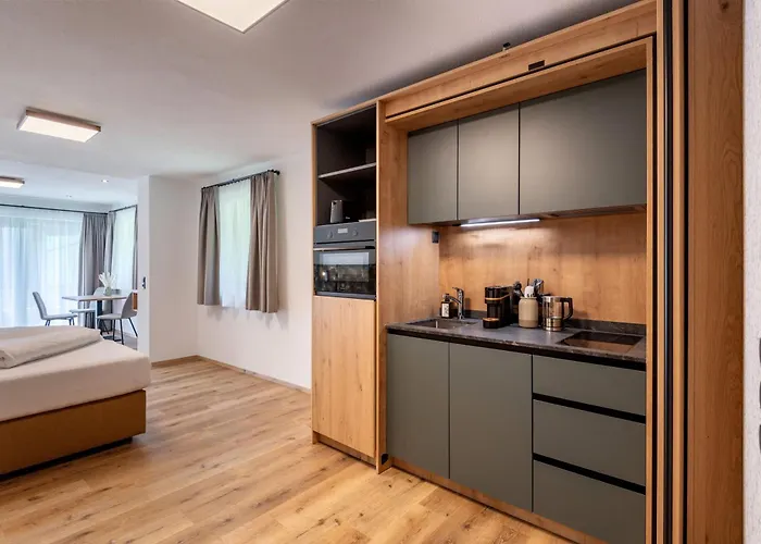 Gaestehaus Schneeberger Mayrhofen