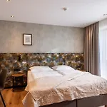Апарт-отель Gaestehaus Schneeberger