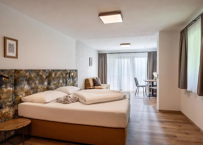 Gaestehaus Schneeberger Apartahotel